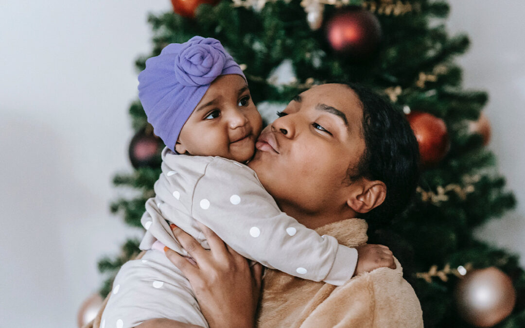 5 Tips on How to Conquer Christmas as a Single Mom